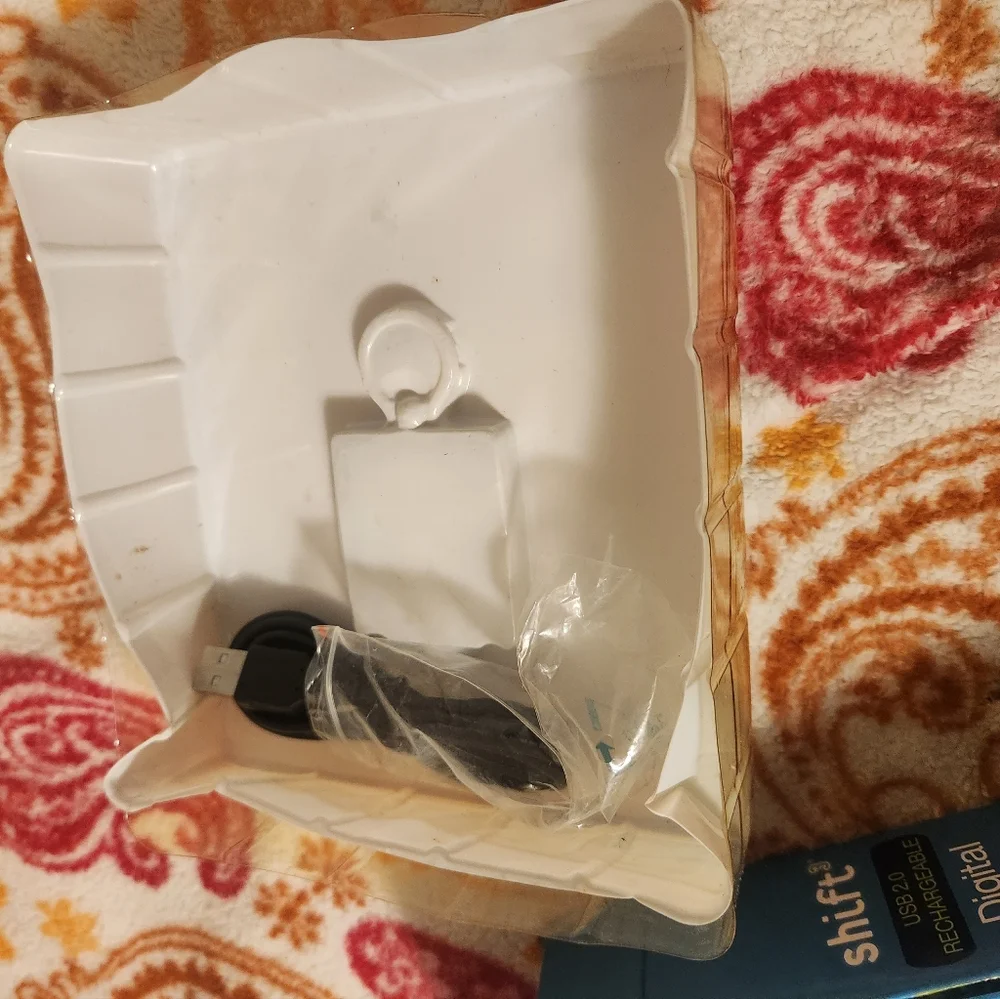 Digital Picture Frame Key Chain - Picture 2 of 3